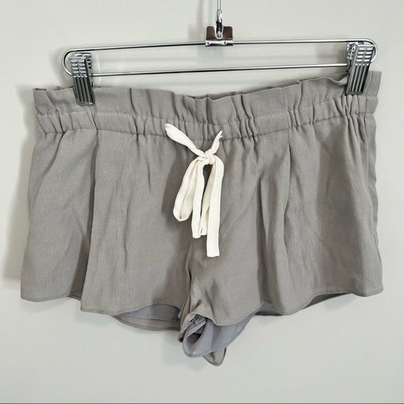 Aritzia Wilfred Montrouge Shorts Light Grey Pull On Paperbag Shorts - Picture 5 of 14